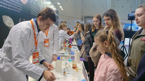 РХТУ на выставке «Московского международного салона образования»