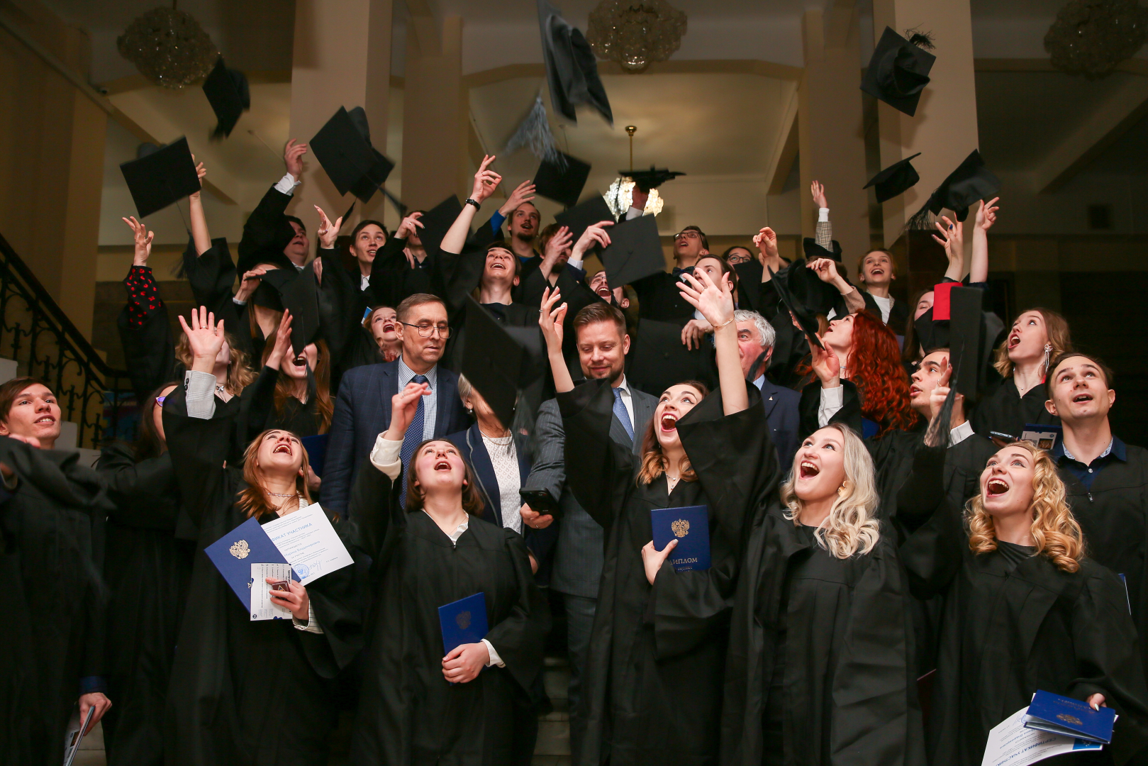 Больше 100 выпускников РХТУ получили диплом в День российской науки