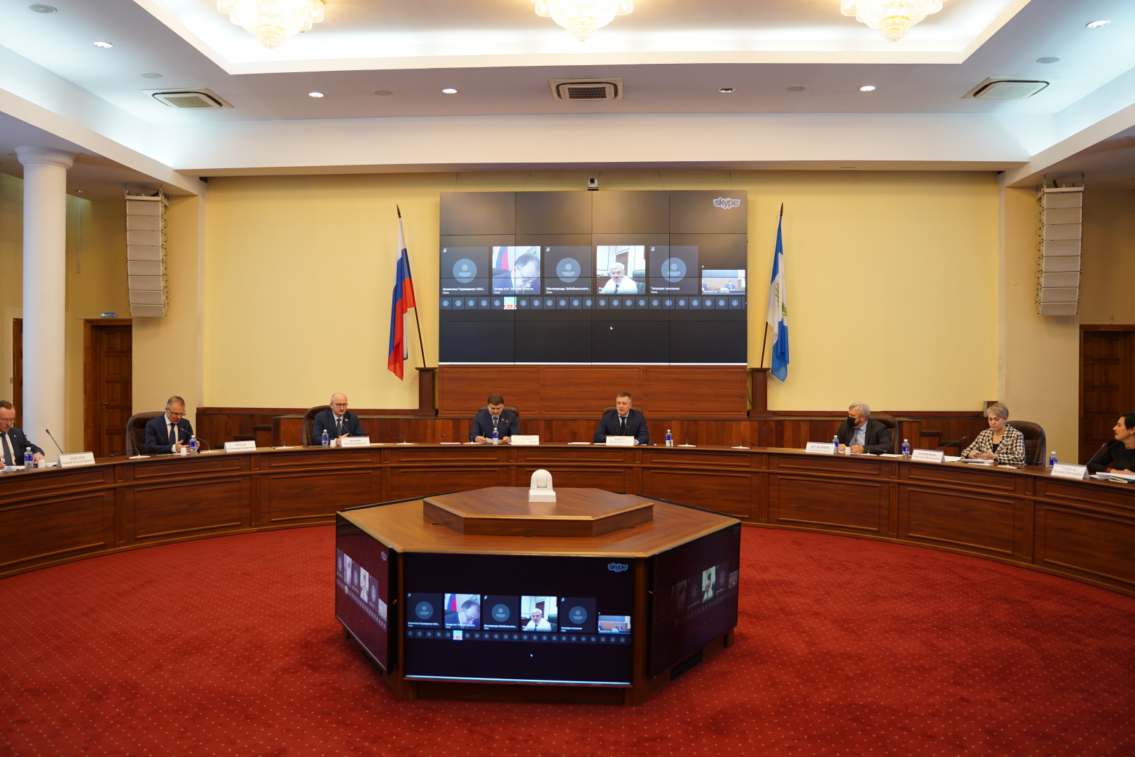Дмитрий Сахаров принял участие в заседании рабочей группы Совета Федерации по созданию инфраструктуры для обращения с опасными отходами 