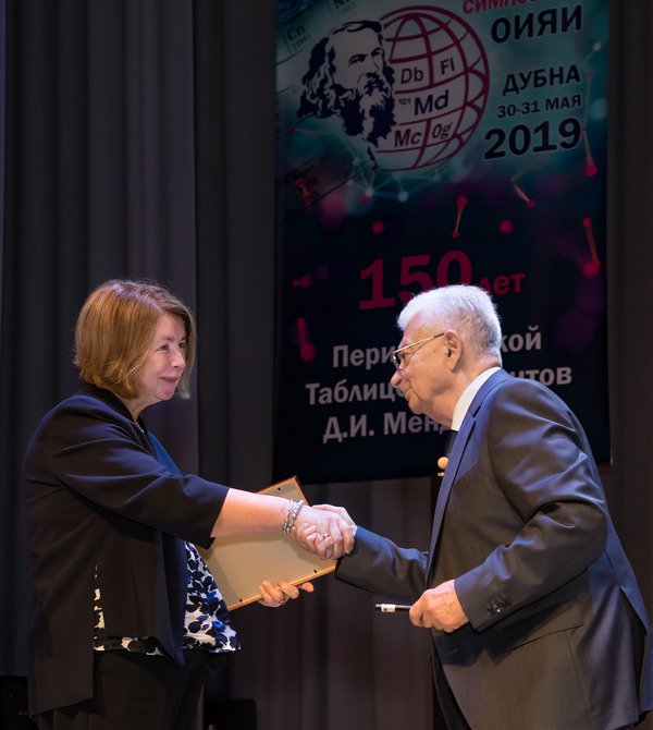 Директор ИПУР Наталия Павловна Тарасова получила премию имени Флёрова за выдающиеся достижения в области химии