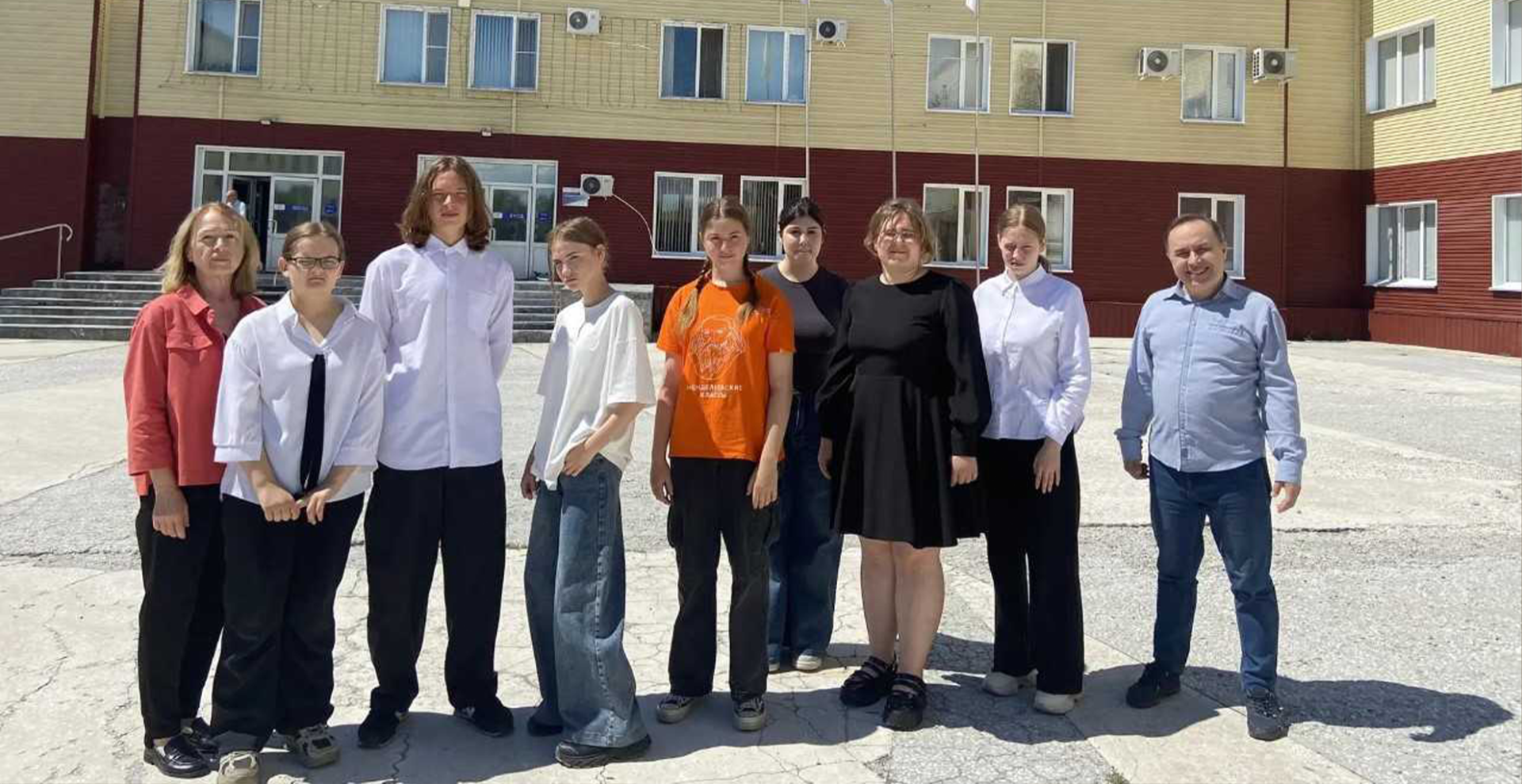 Завершился сезон профориентационных выездов проекта «Менделеевские классы»