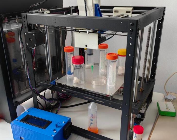 В РХТУ предложили новую конструкцию 3D-принтера для печати мягких тканей и имплантатов