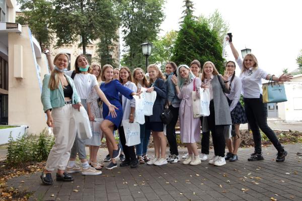 Первокурсники РХТУ имени Д.И. Менделеева: первый раз на первый курс 