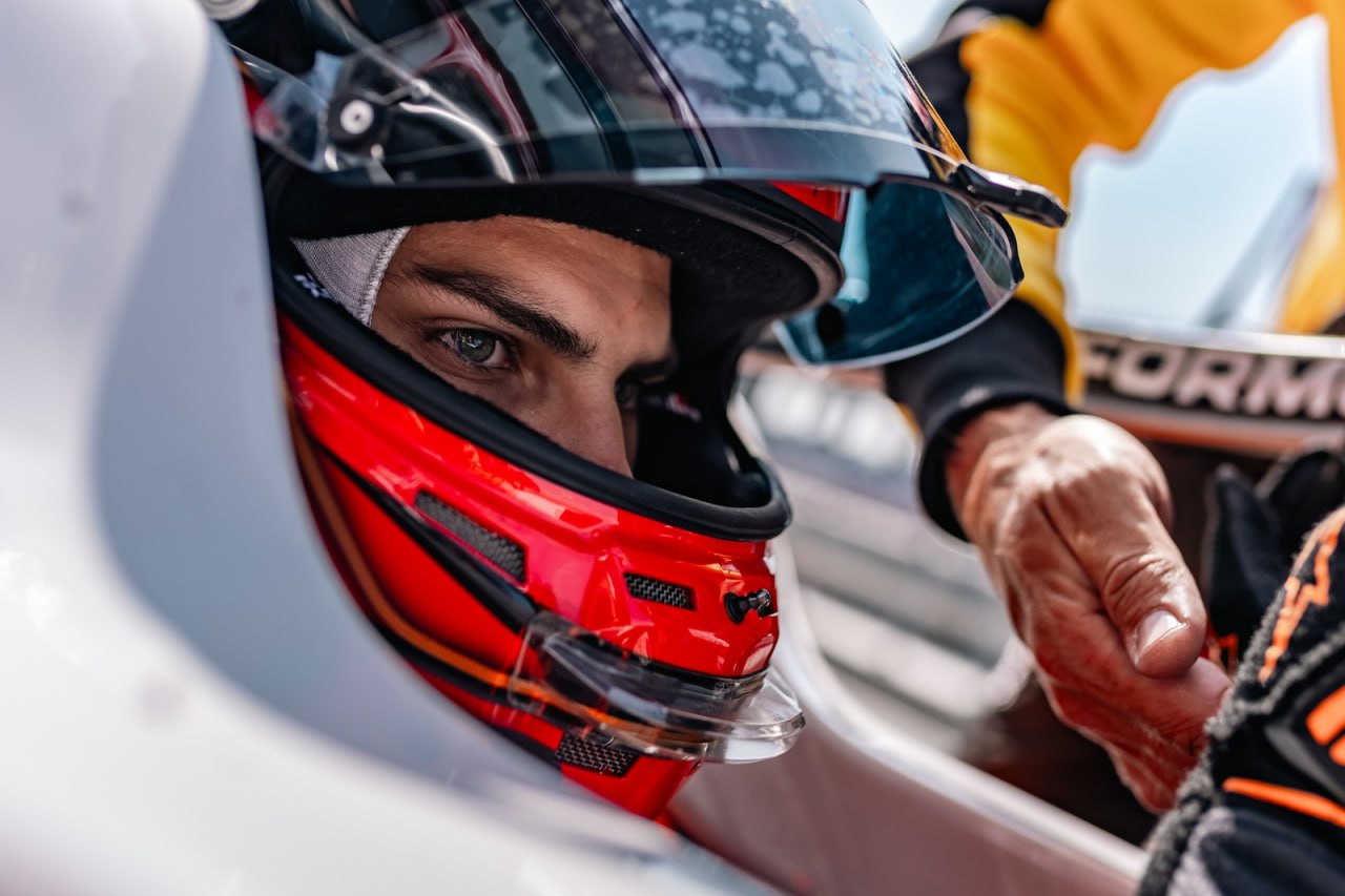 Студент РХТУ Ярослав Шевырталов стал чемпионом России в Формуле-4 и картинге