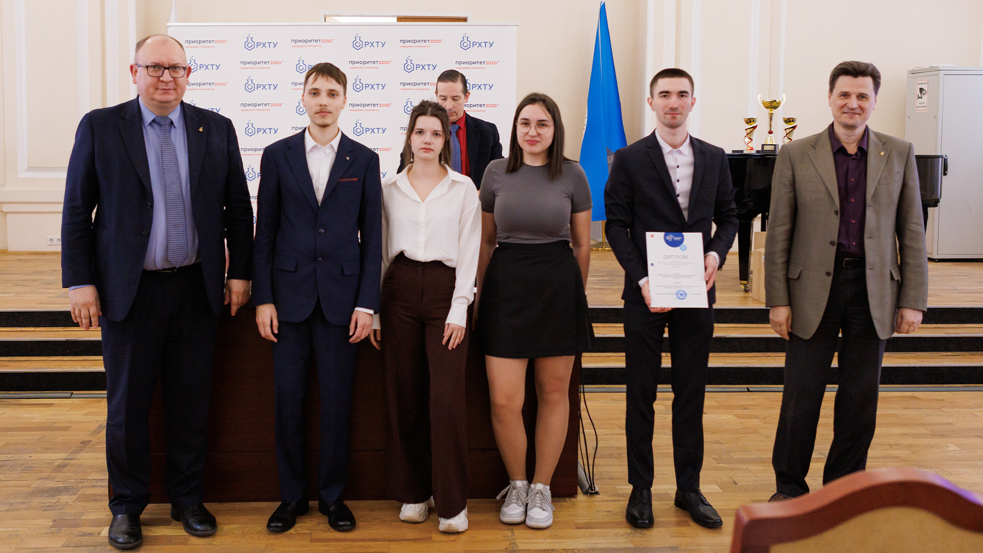 Новые назначения и победы студентов: в РХТУ прошло заседание ученого совета 