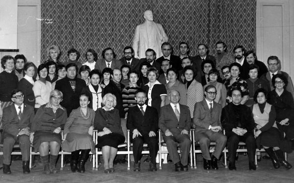 Работники кафедры 1978 года. Ю.Я. Харитонов в центре.